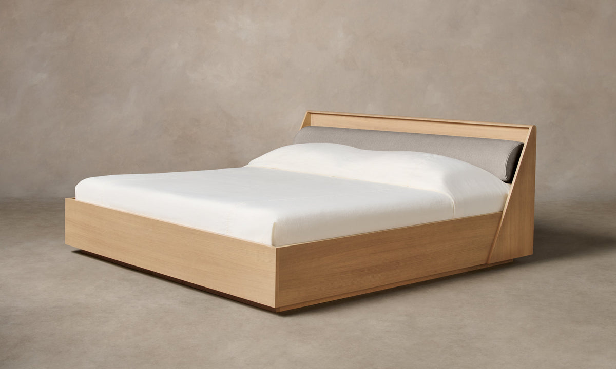The Verne Bed - Performance Linen Weave Cloud